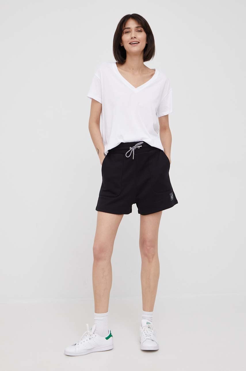 

Хлопковая футболка Armani Exchange цвет белый