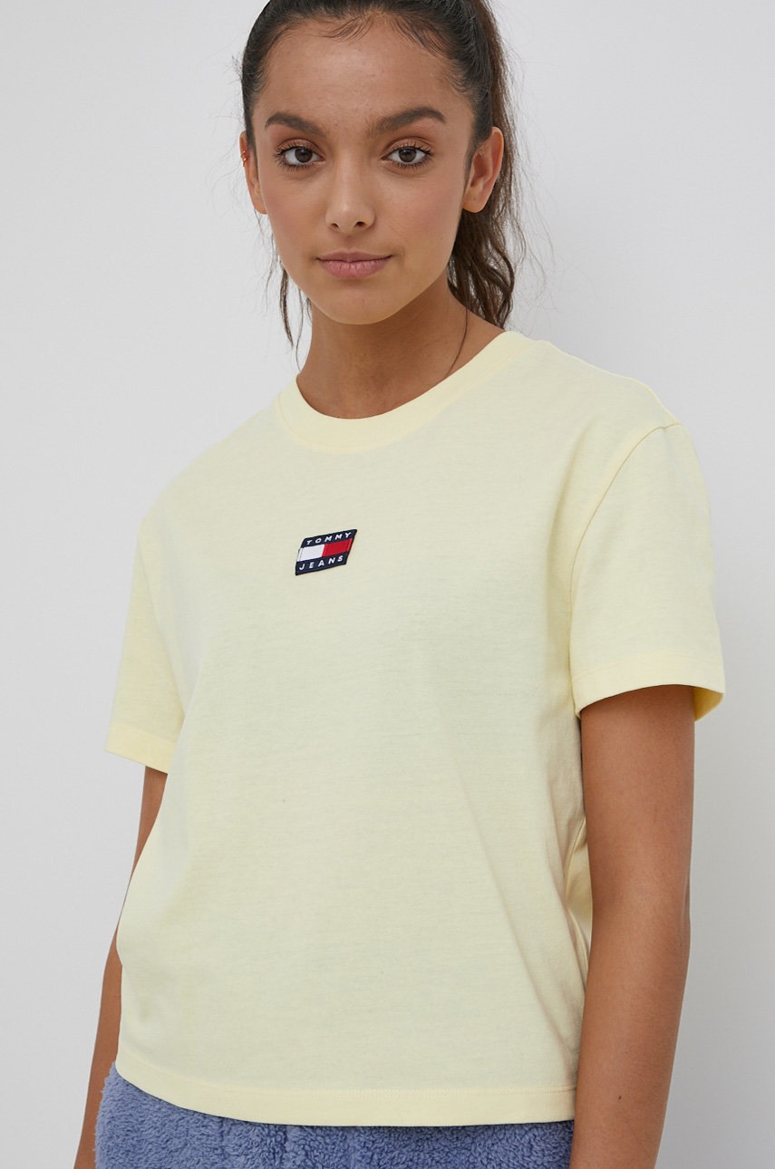 

Тениска Tommy Jeans дамска в жълто, Жълт