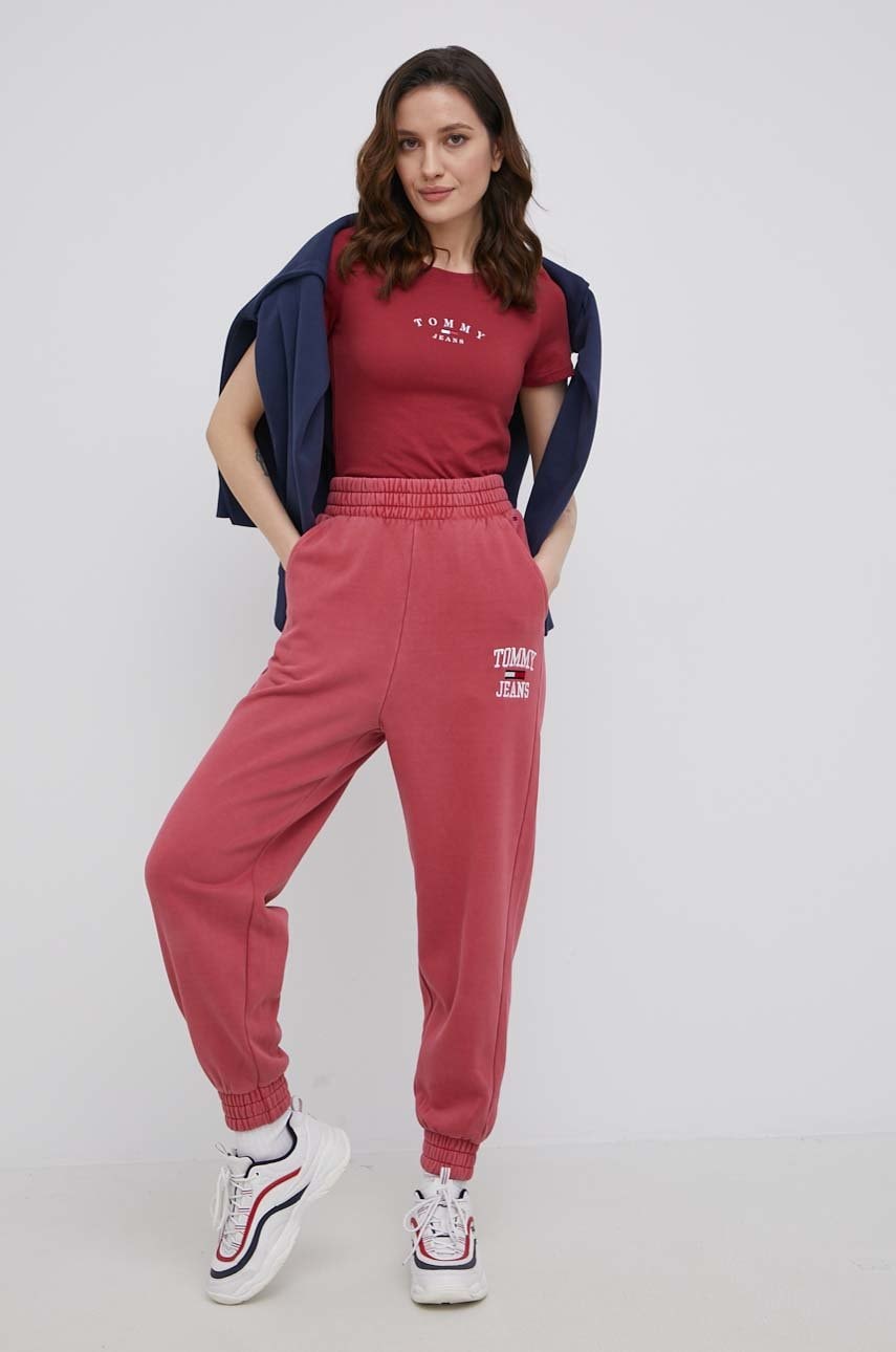 

Футболка Tommy Jeans жіночий колір червоний