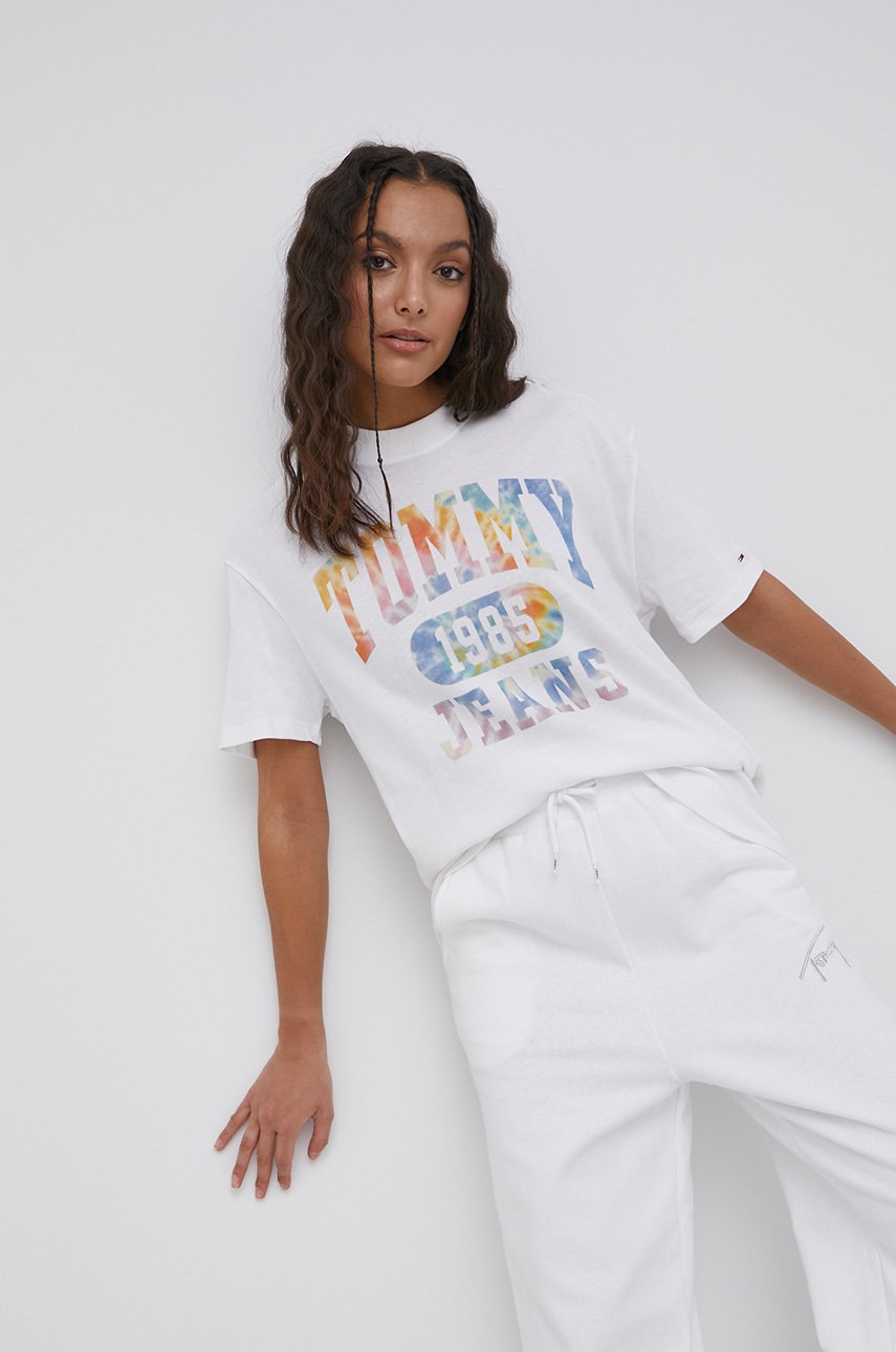 

Памучна тениска Tommy Jeans в бяло, Бял