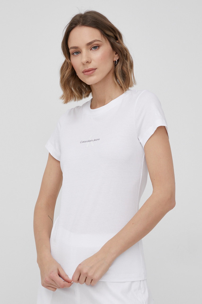 

Памучна тениска Calvin Klein Jeans в бяло, Бял