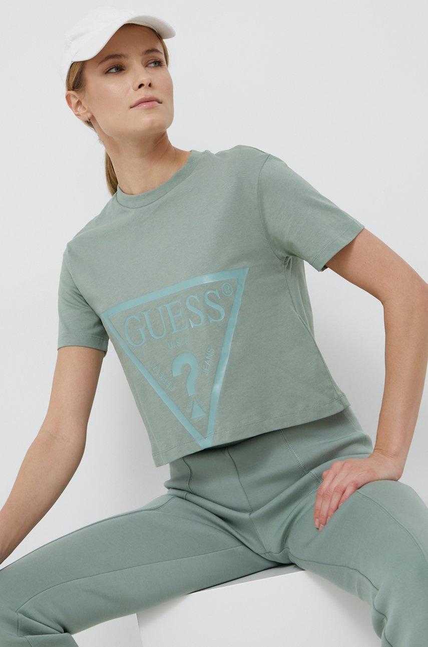

Памучна тениска Guess в зелено, Зелен