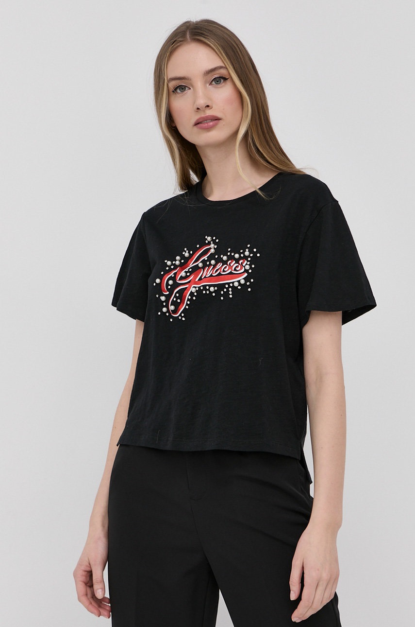 

Памучна тениска Guess в черно, Черен