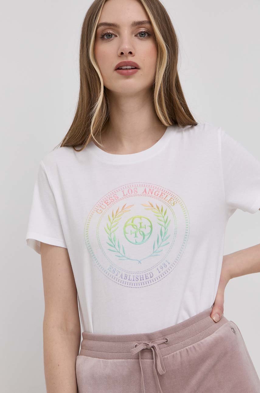 

Памучна тениска Guess в бяло, Бял