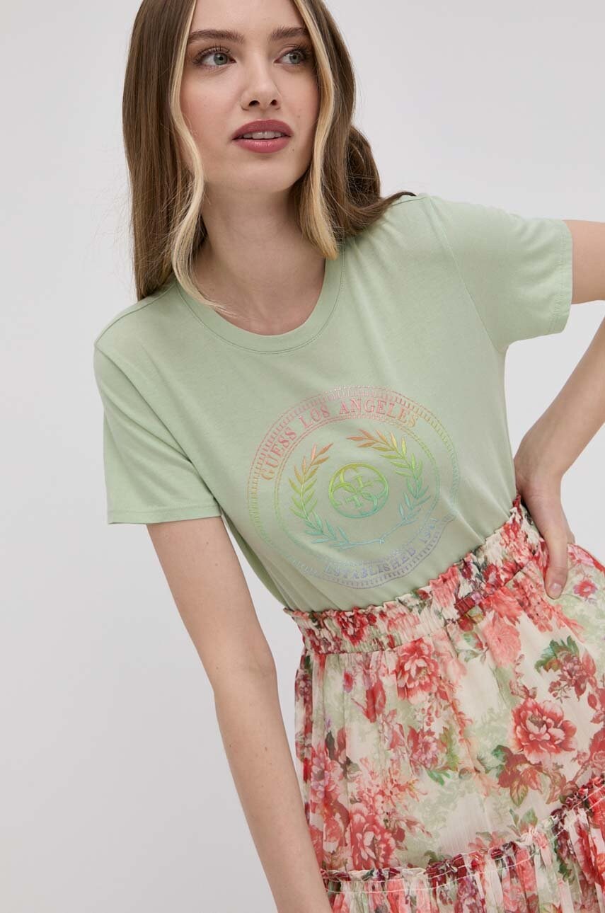

Памучна тениска Guess в зелено, Зелен