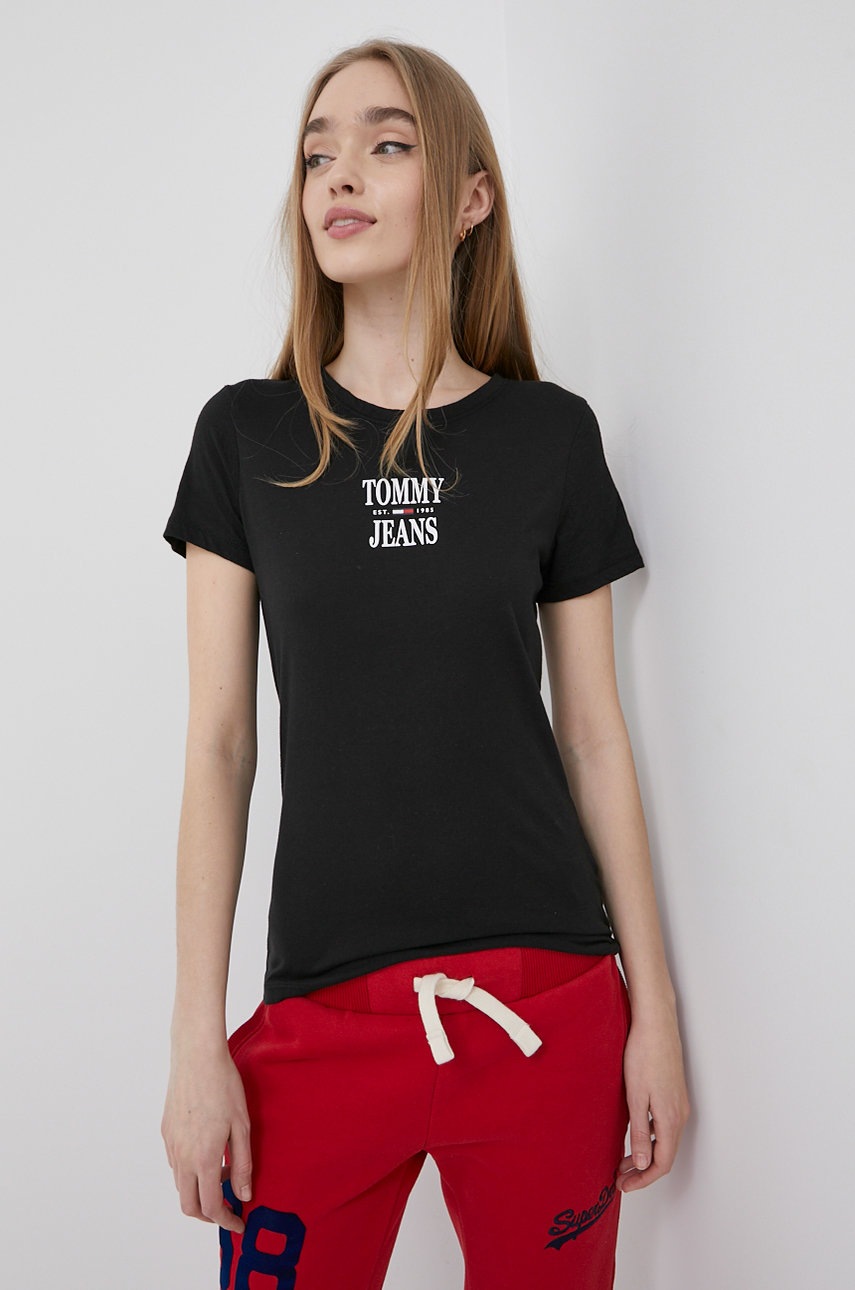 

Тениска Tommy Jeans дамска в черно, Черен