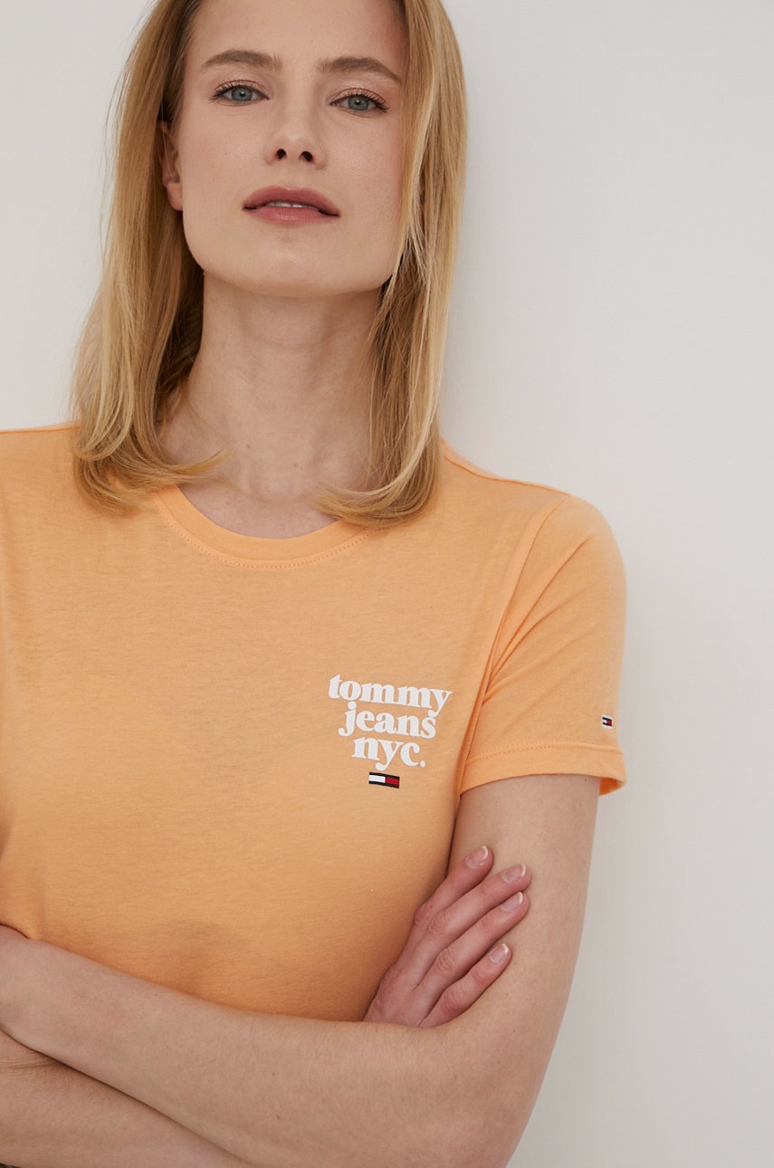 

Футболка Tommy Jeans жіночий колір помаранчевий