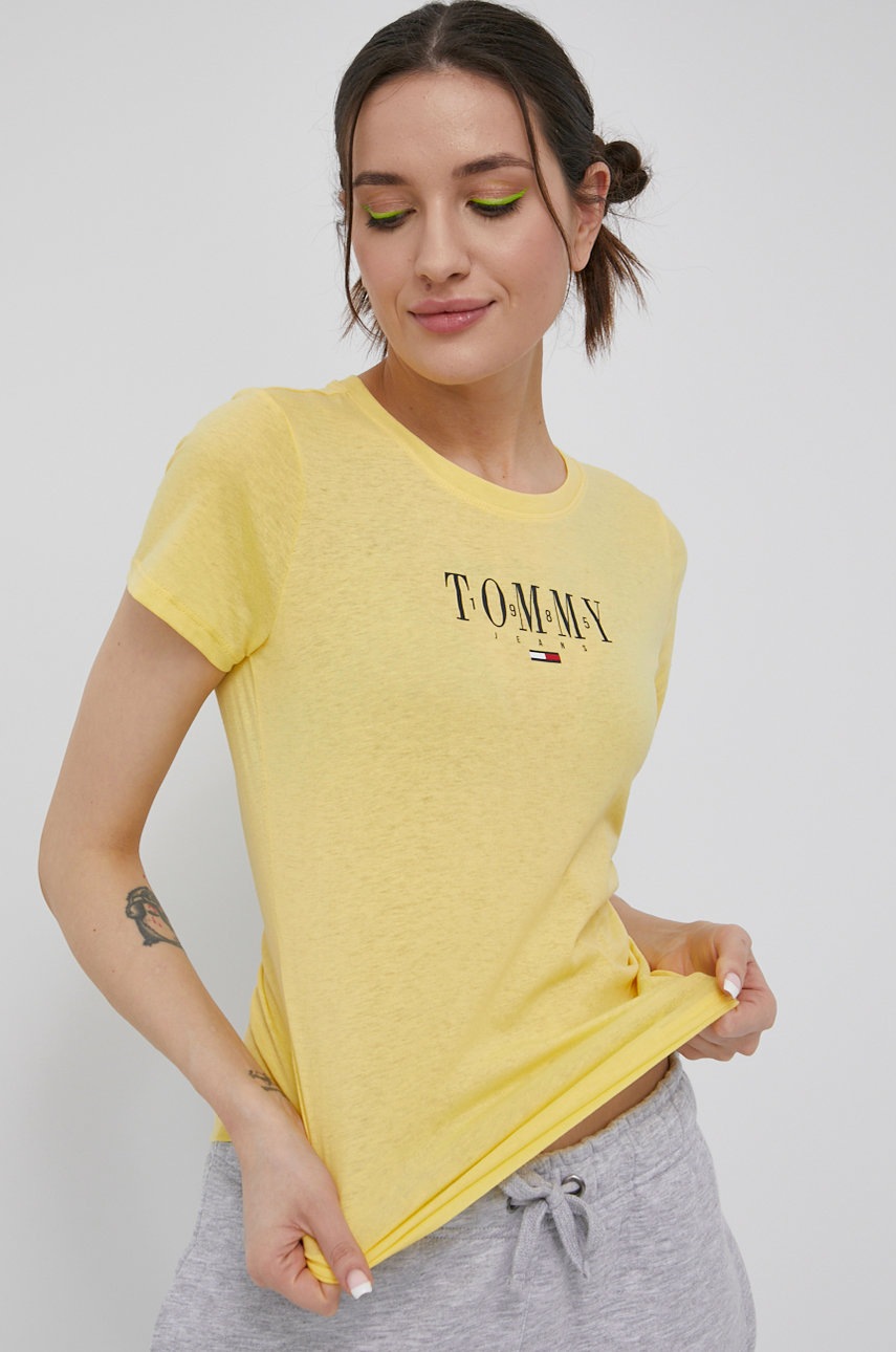 

Тениска Tommy Jeans дамски в жълто, Жълт