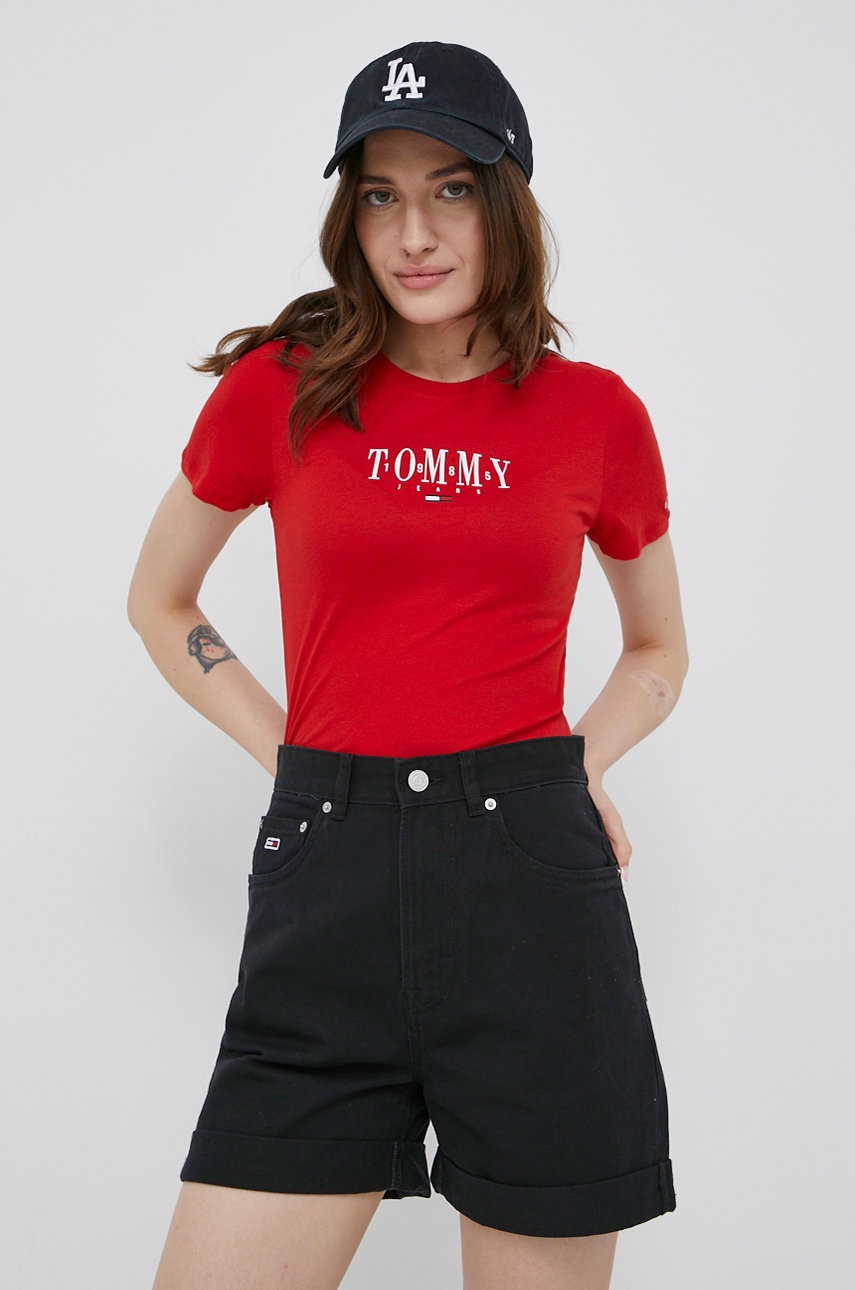 

Тениска Tommy Jeans дамски в червено, Червен
