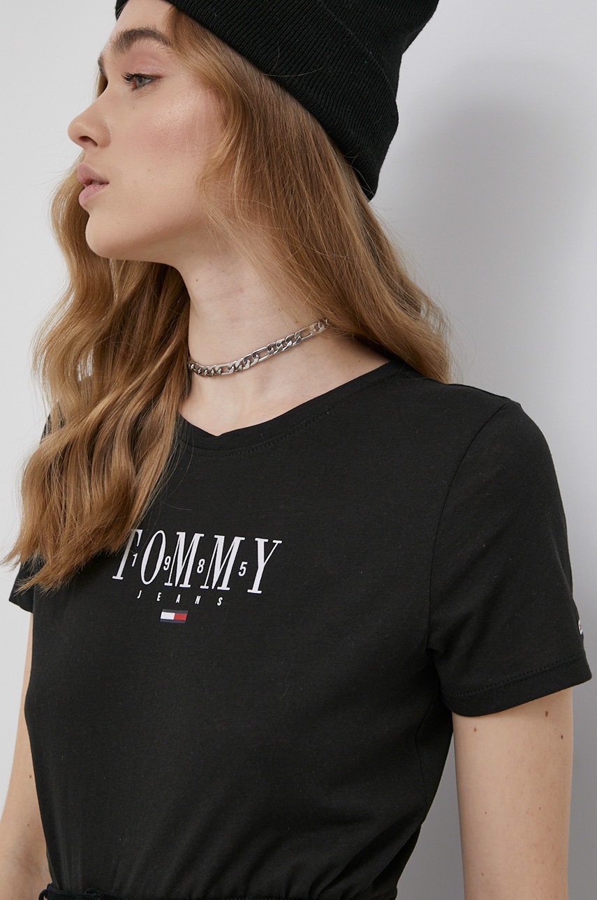 

Тениска Tommy Jeans дамски в черно, Черен