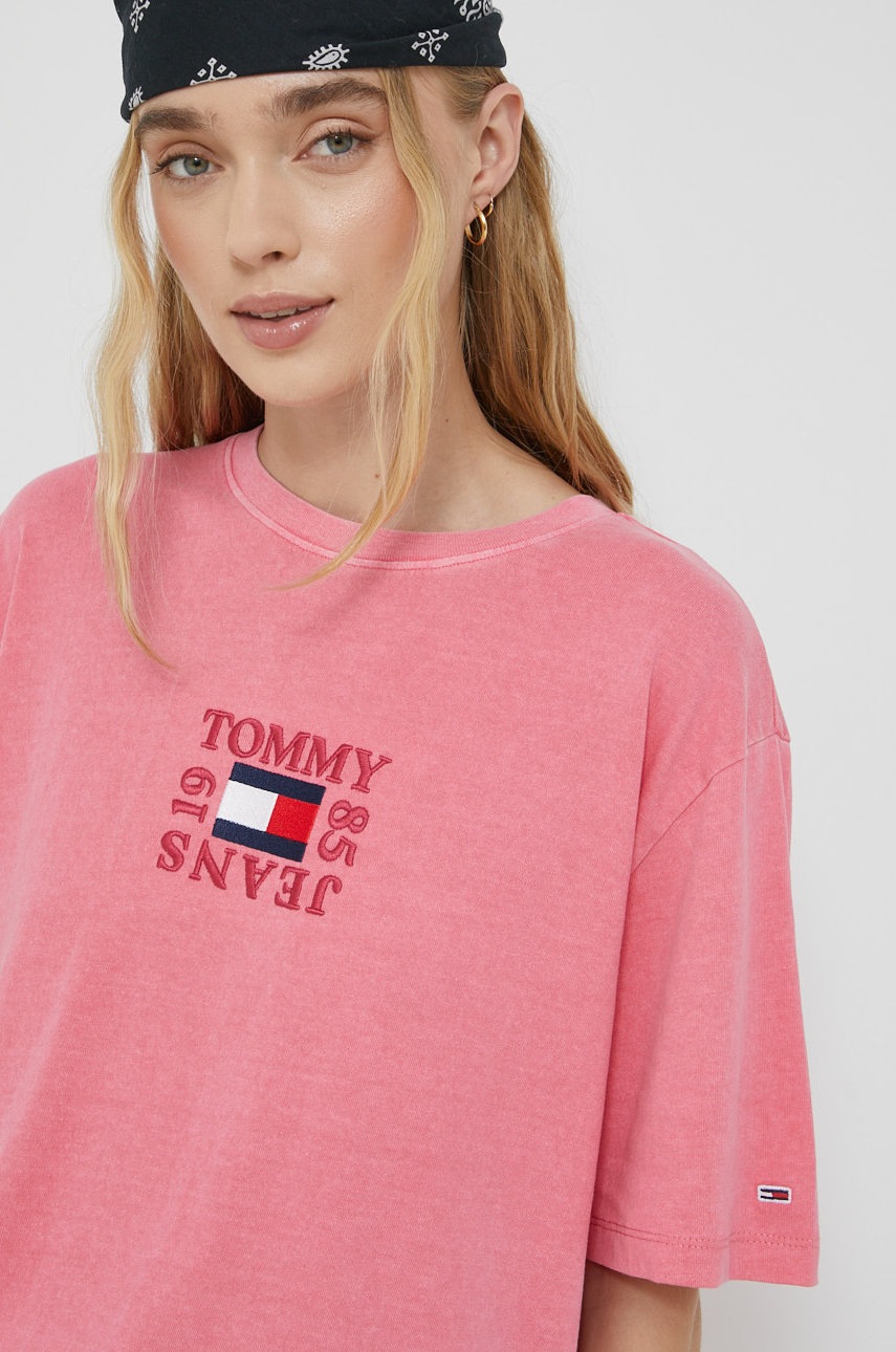 

Памучна тениска Tommy Jeans в розово, Розов