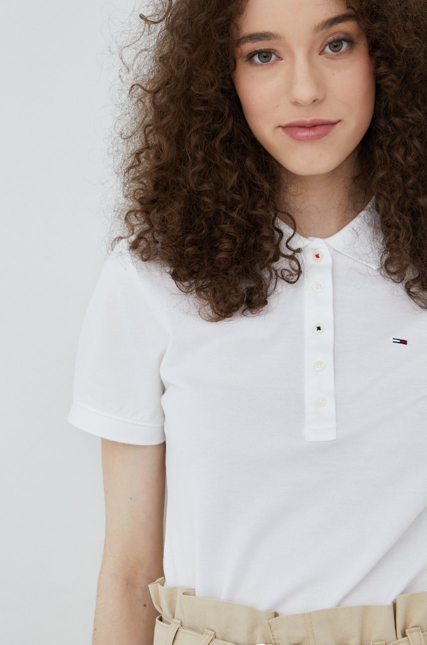 

Памучна тениска Tommy Jeans в бяло с яка тип peter pan, Бял