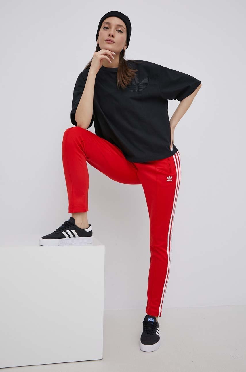 

Бавовняна футболка adidas Originals Trefoil Moments HE4745 колір чорний