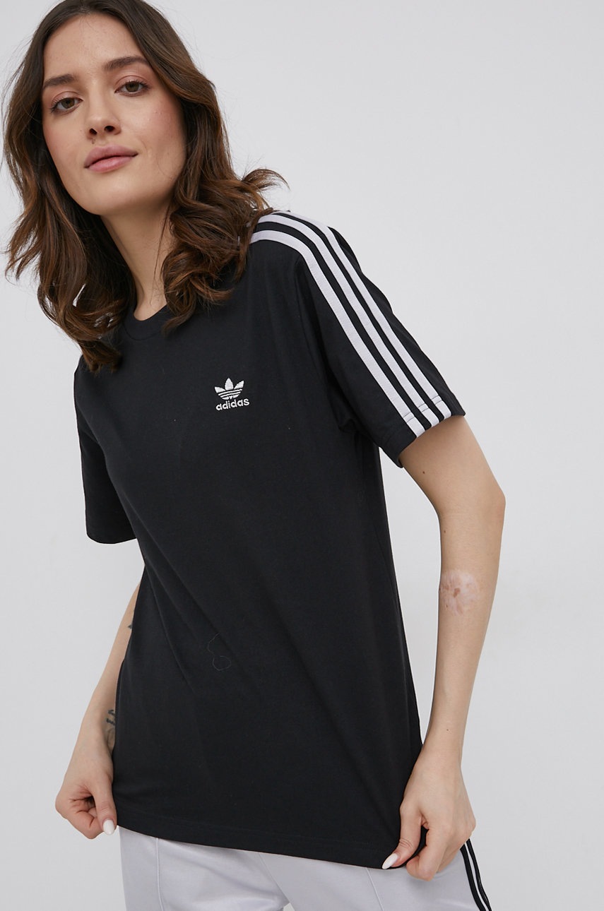 

Хлопковая футболка adidas Originals Adicolor цвет чёрный