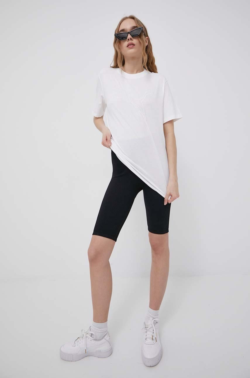 

Футболка Puma 84709002 жіночий колір білий