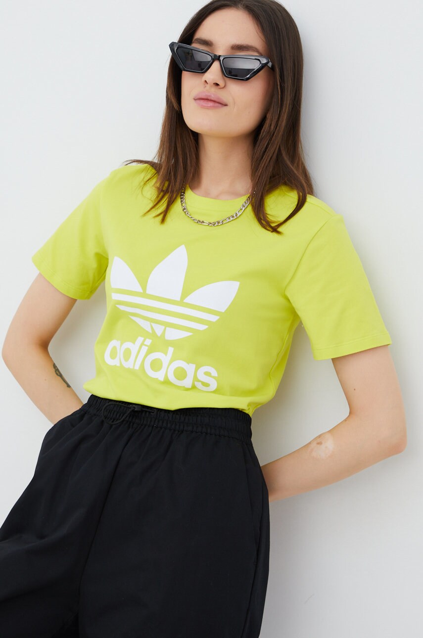 

Футболка adidas Originals Adicolor женская цвет зелёный
