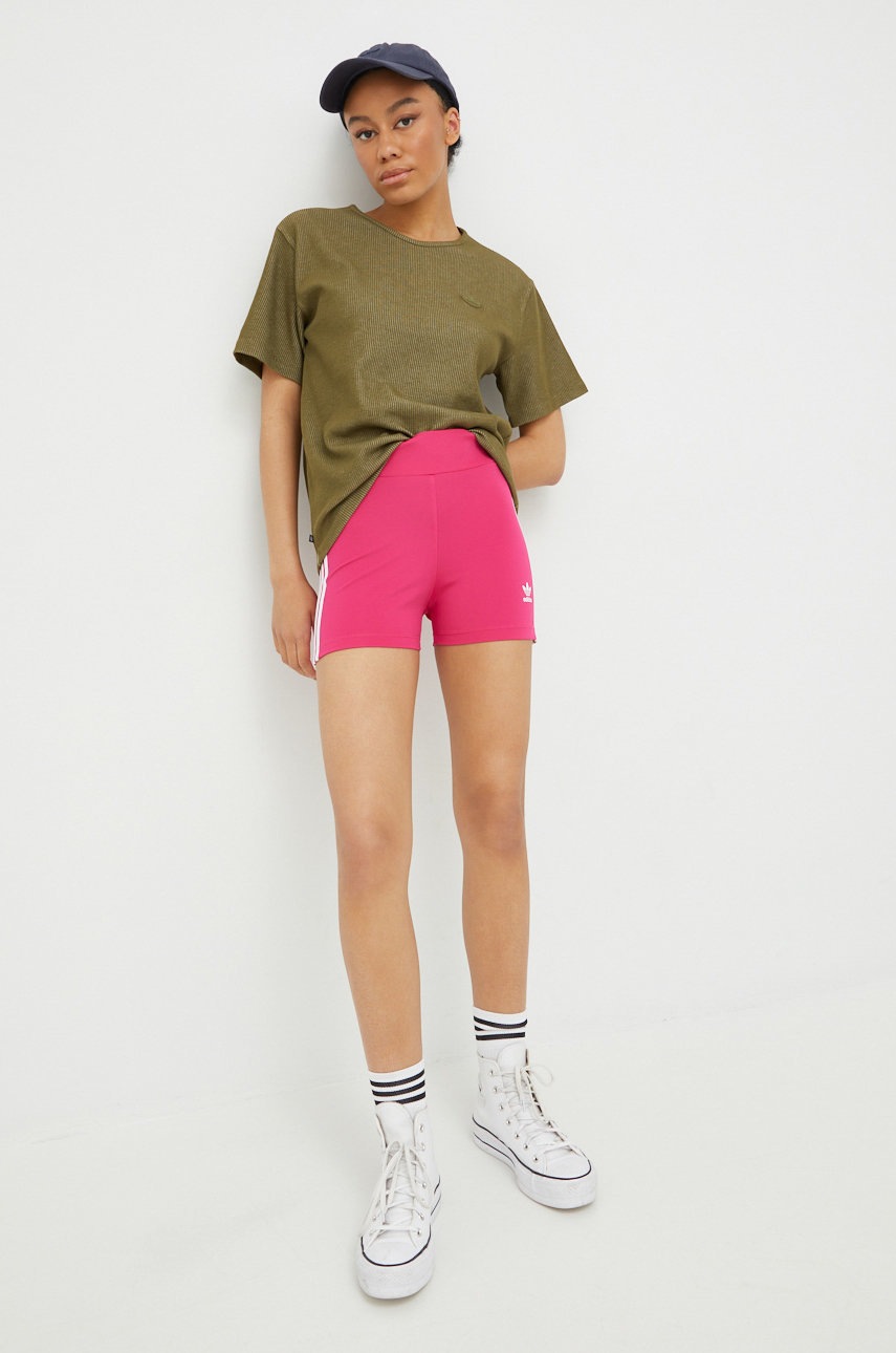 

Футболка adidas Originals Trefoil Moments жіночий колір зелений
