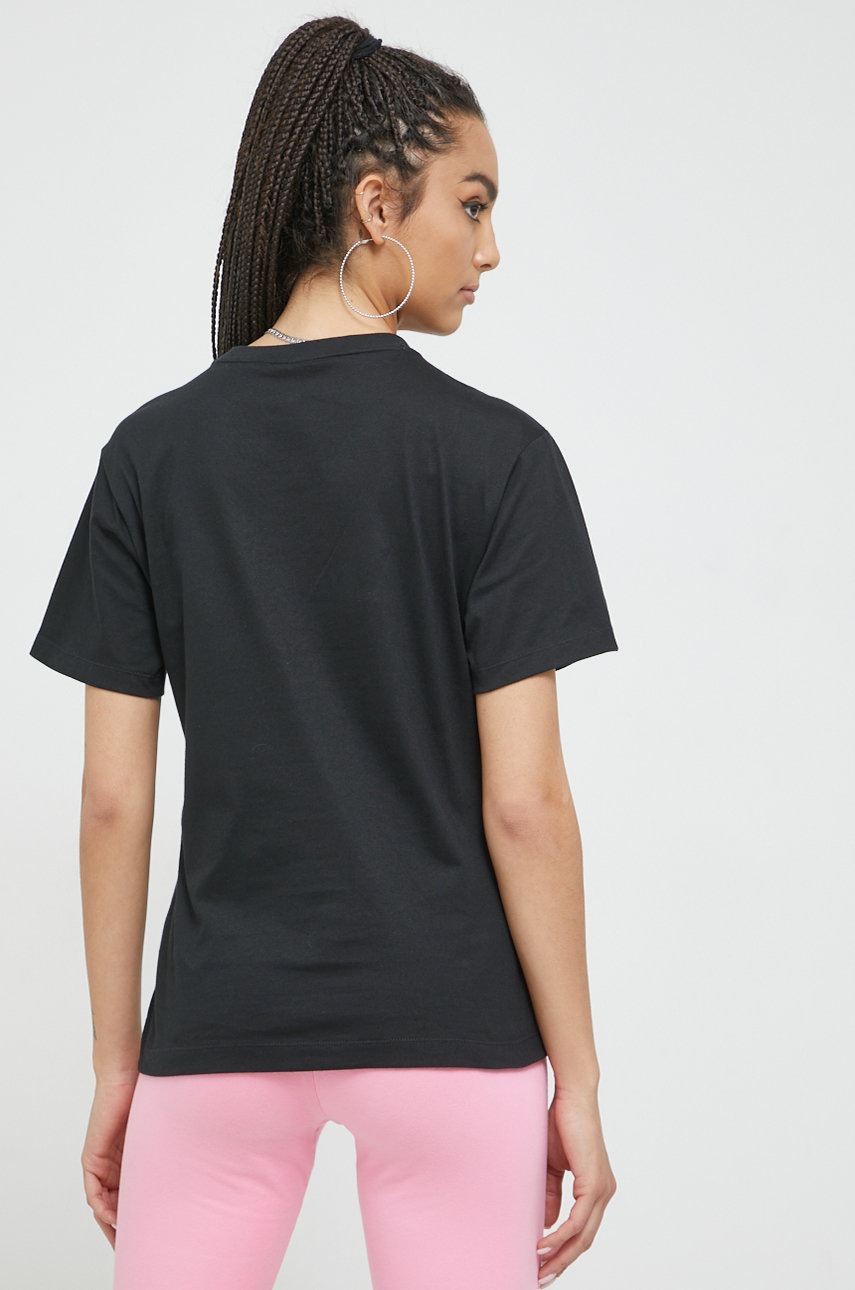 

Хлопковая футболка adidas Originals Trefoil Moments цвет чёрный