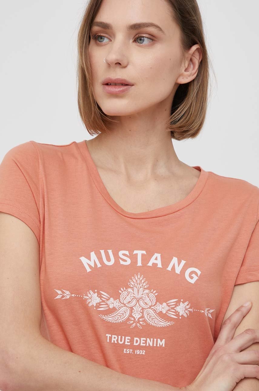 

Памучна тениска Mustang в оранжево, Оранжев