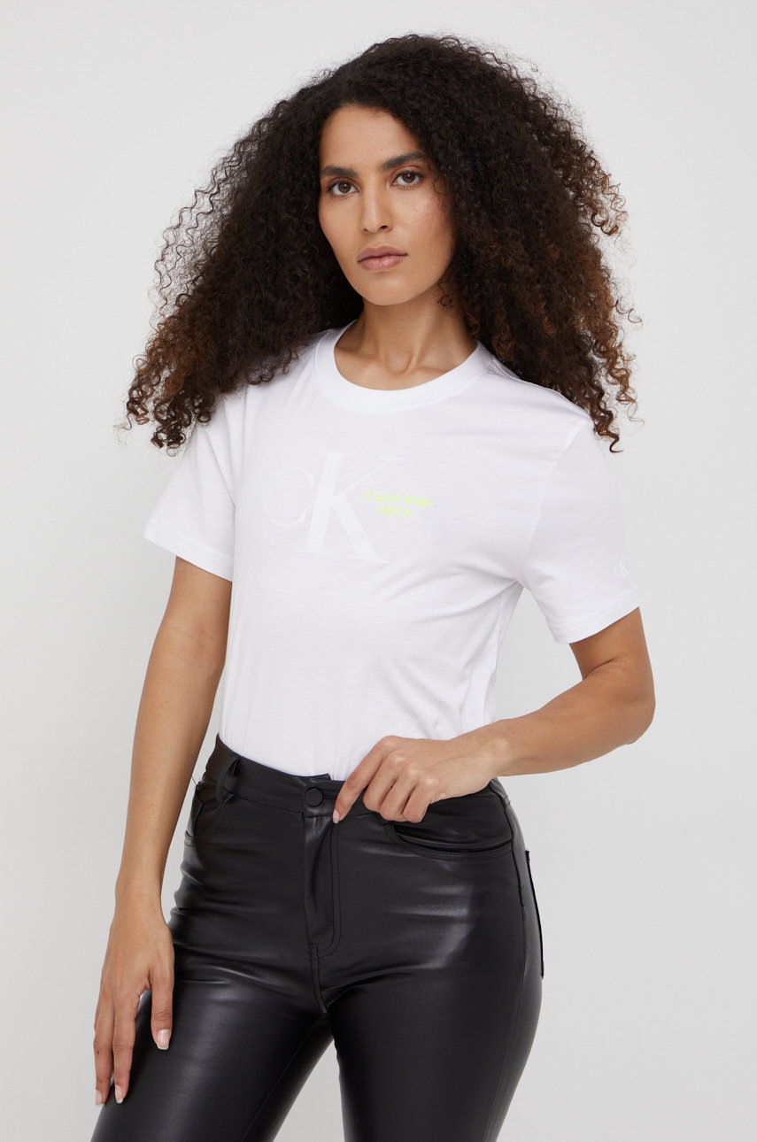 

Памучна тениска Calvin Klein Jeans в бяло, Бял