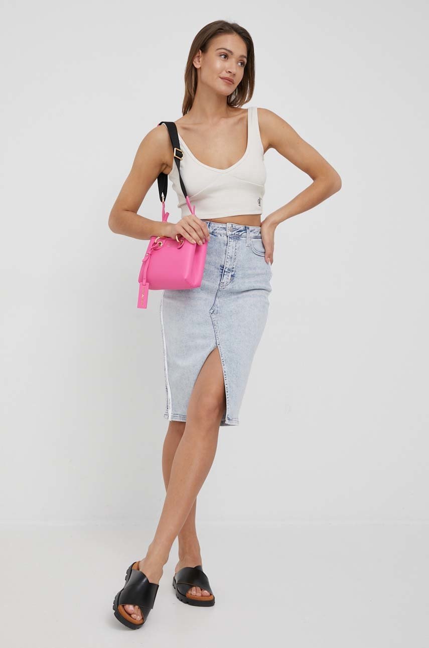 

Топ Calvin Klein Jeans дамски в бежово, Бежов