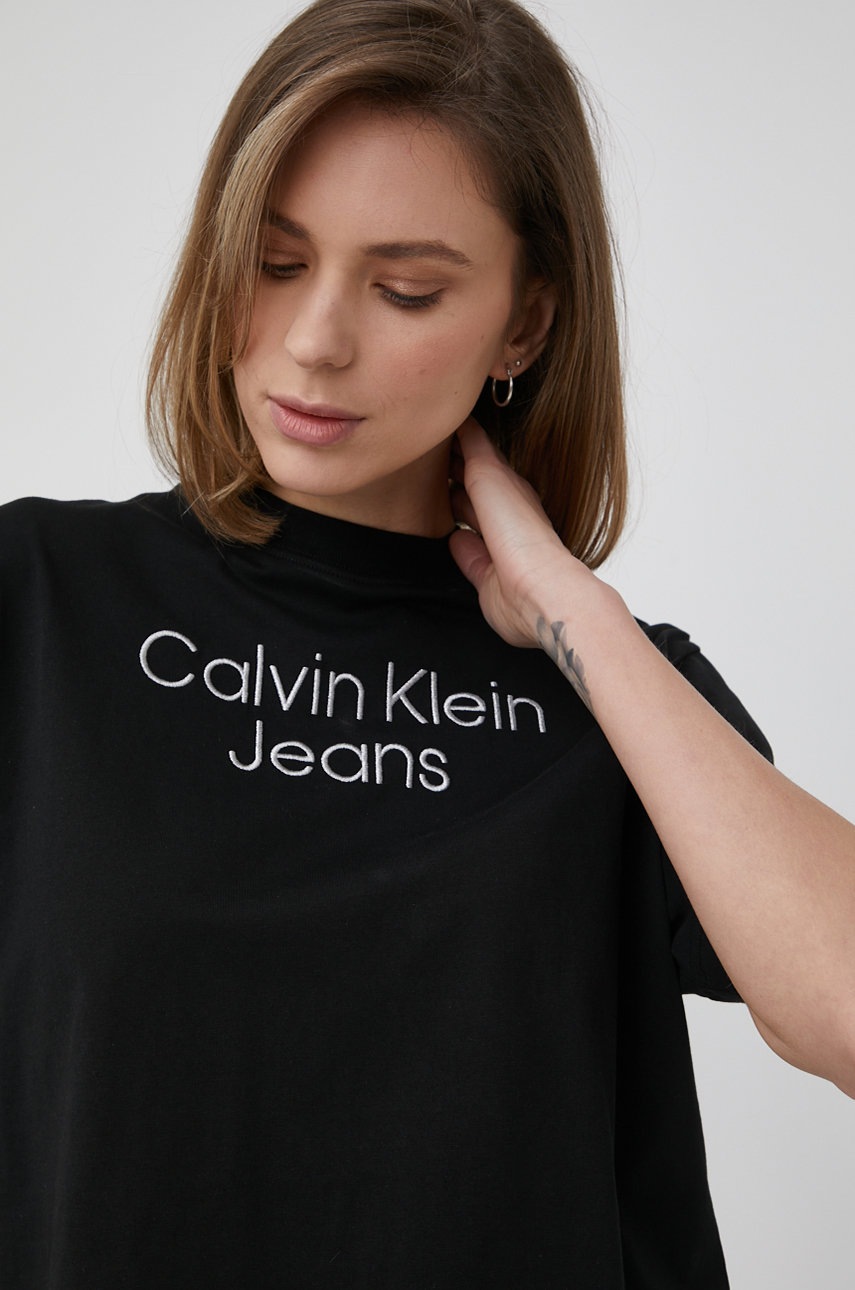 

Памучна тениска Calvin Klein Jeans в черно, Черен
