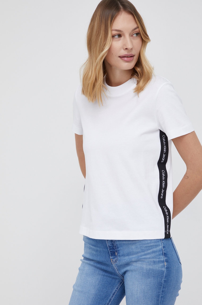 

Памучна тениска Calvin Klein Jeans в бяло, Бял