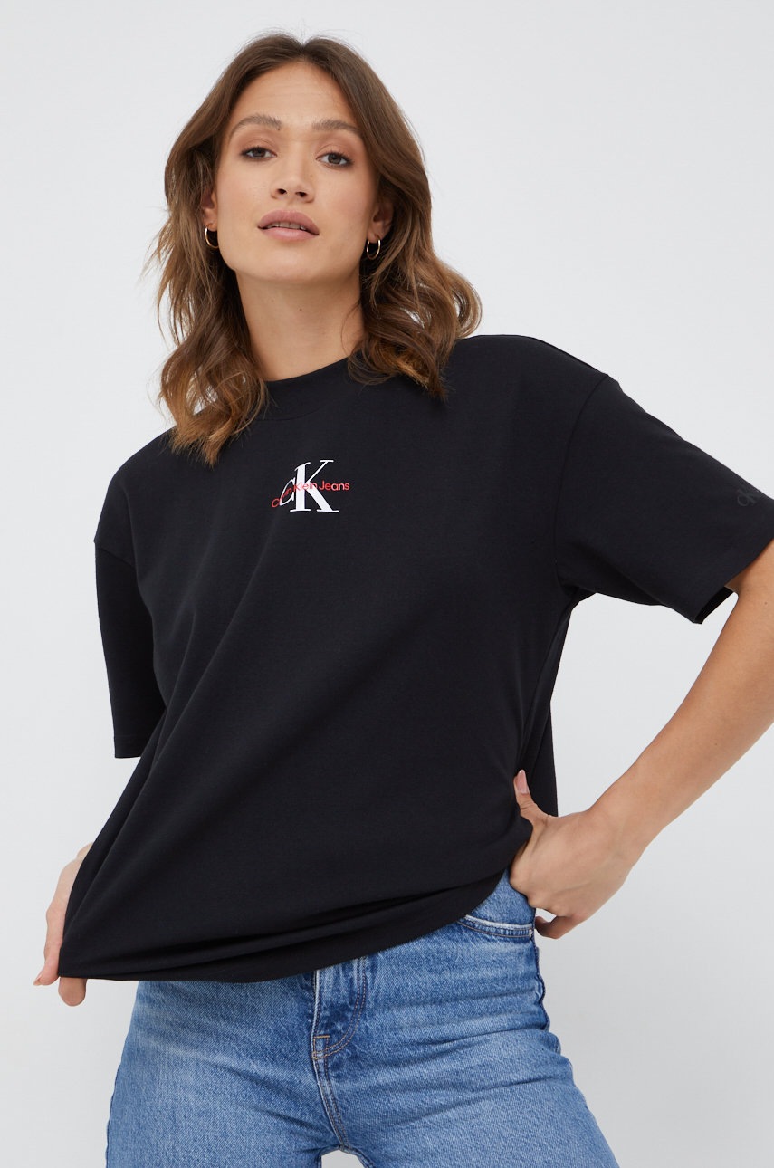 

Памучна тениска Calvin Klein Jeans в черно, Черен