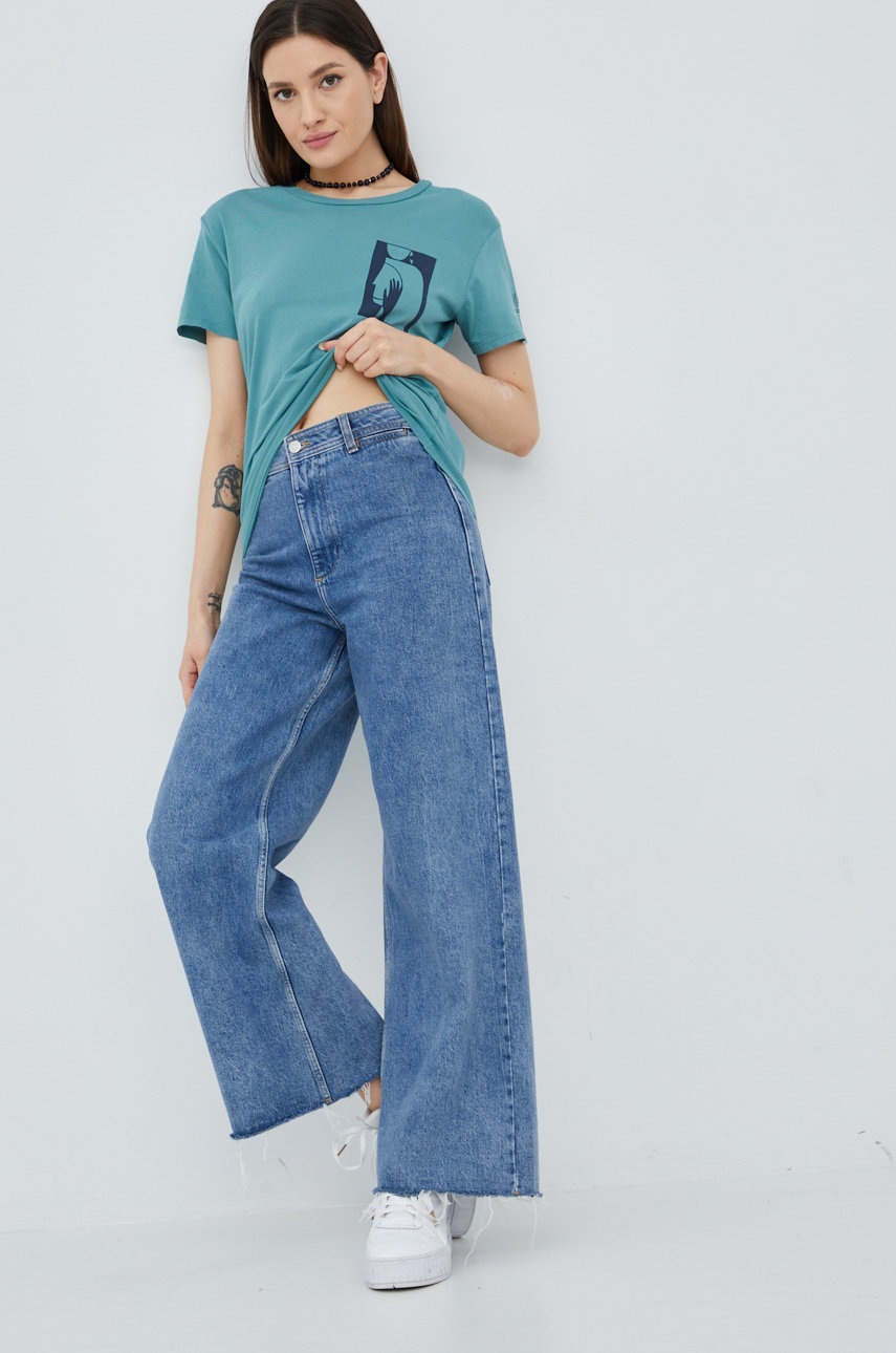 

Хлопковая футболка Billabong Billabong X Madi цвет зелёный
