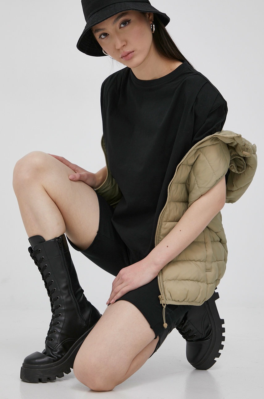 

Памучна тениска Vila в черно, Черен