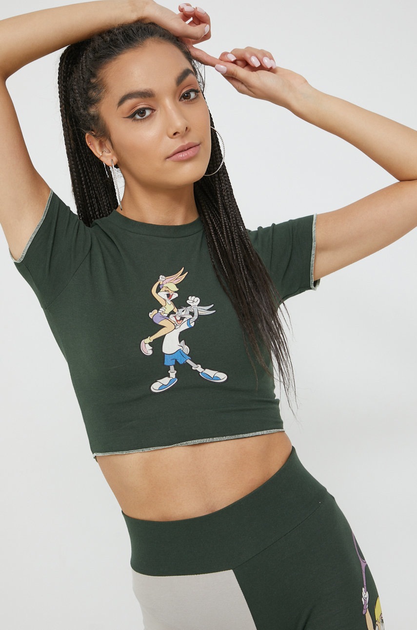 

Футболка Ellesse X Looney Tunes женская цвет зелёный