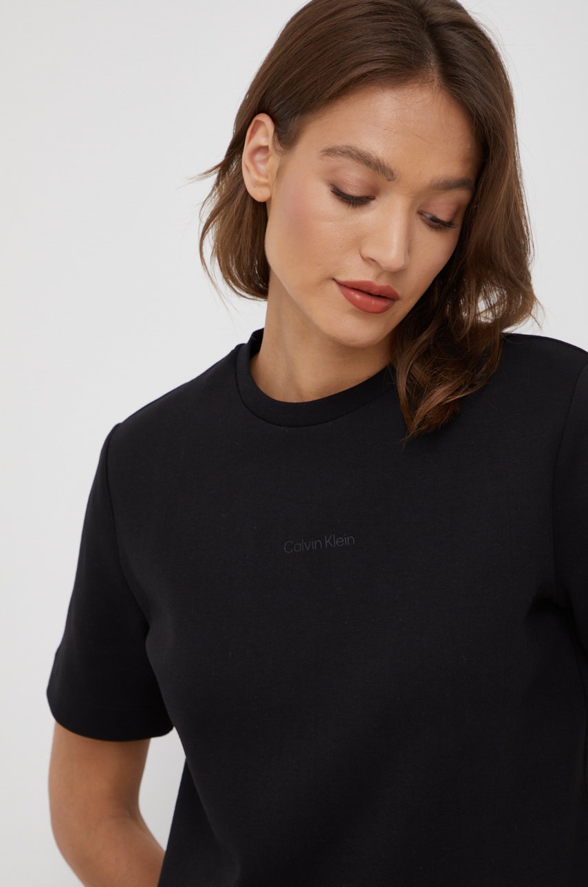 

Тениска Calvin Klein в черно, Черен
