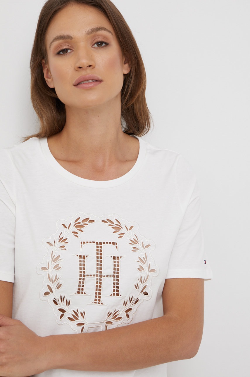 

Памучна тениска Tommy Hilfiger в бяло, Бял