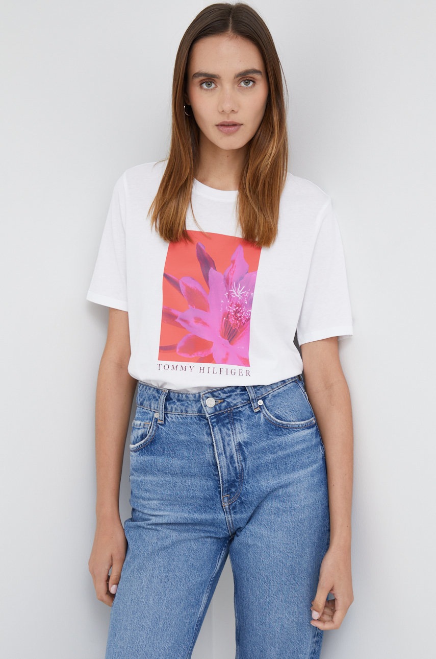 

Памучна тениска Tommy Hilfiger в бяло, Бял