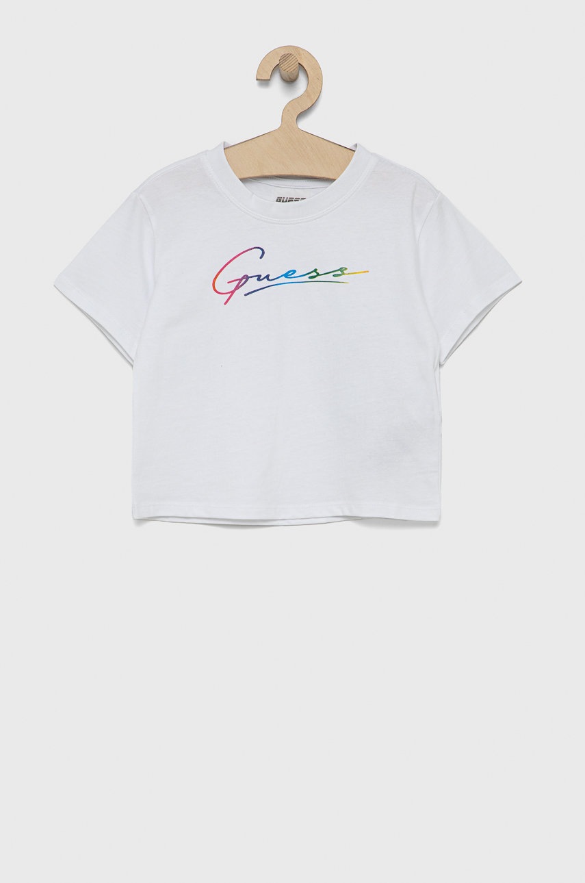 

Детска памучна тениска Guess в бяло, Бял
