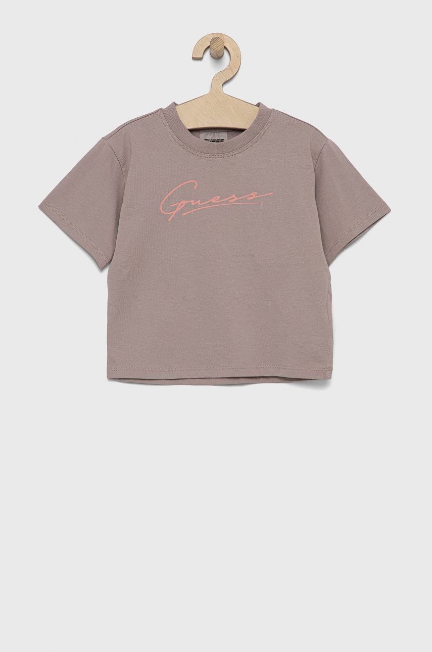 

Детска памучна тениска Guess в лилаво, Виолетов