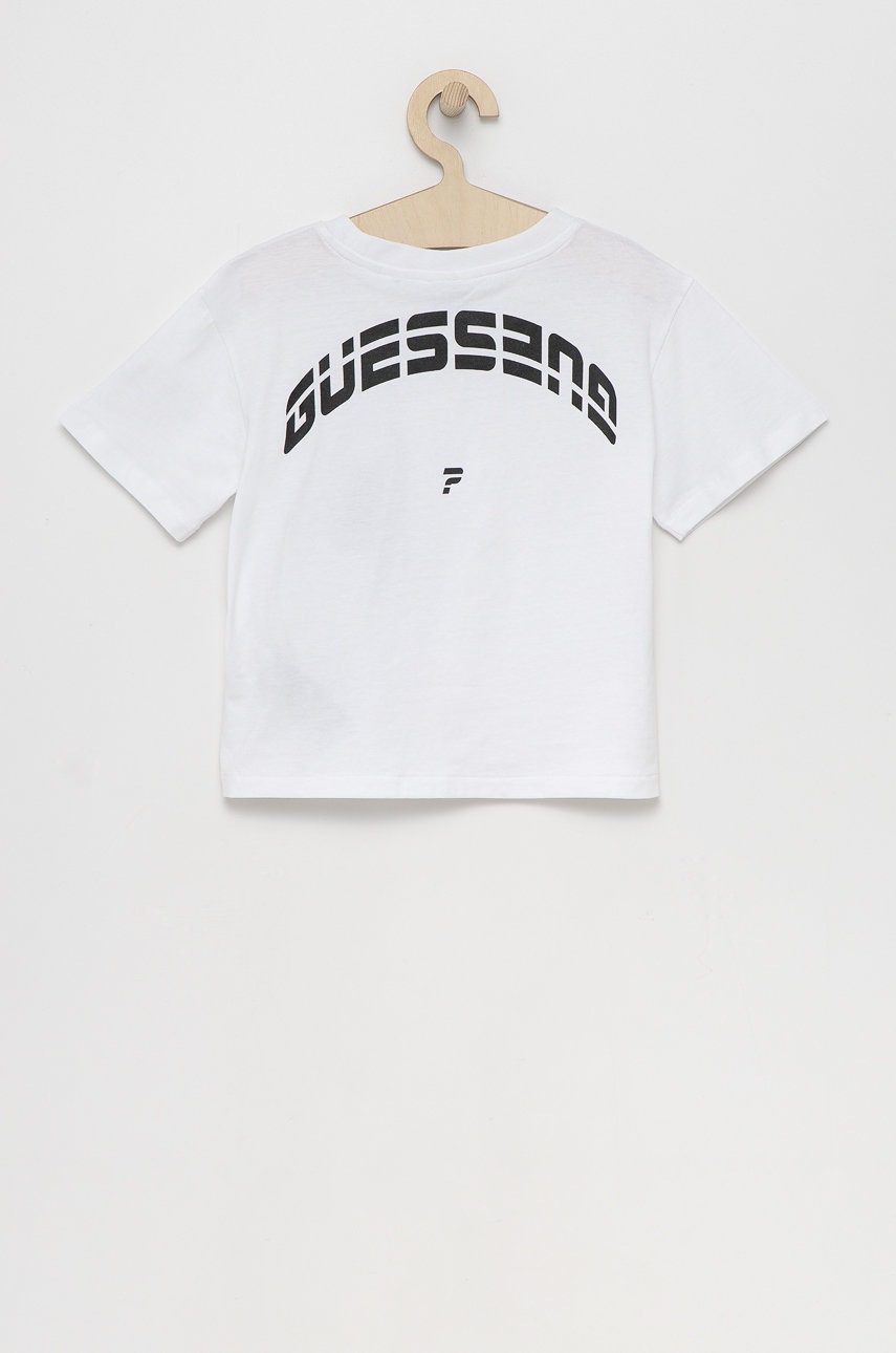 

Детская хлопковая футболка Guess цвет белый