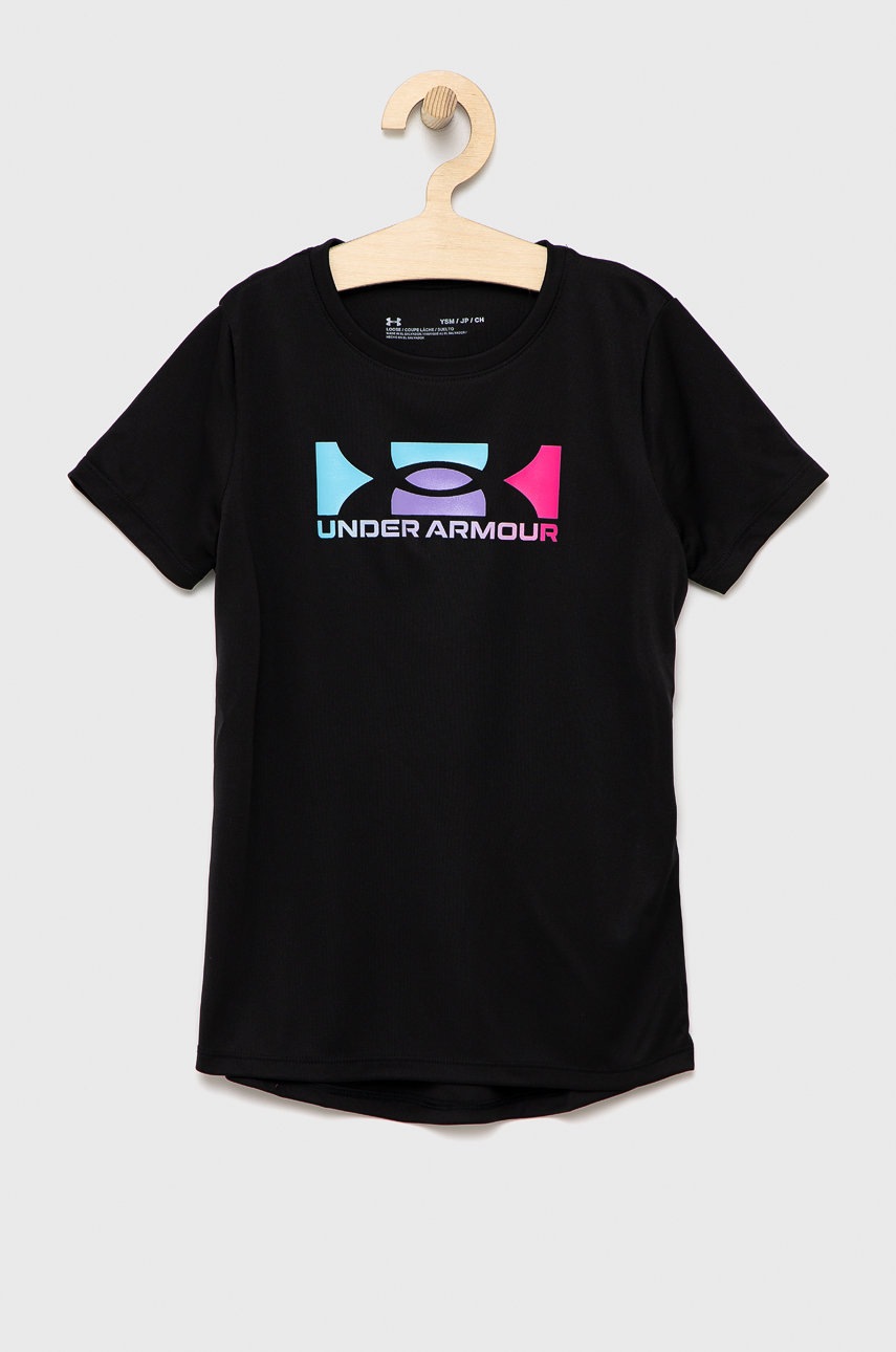 

Детска тениска Under Armour 1369897 в черно, Черен