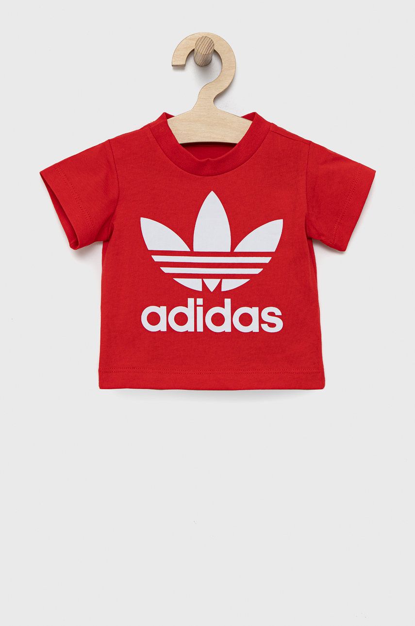 Levně Dětské bavlněné tričko adidas Originals HE2189 červená barva, s potiskem