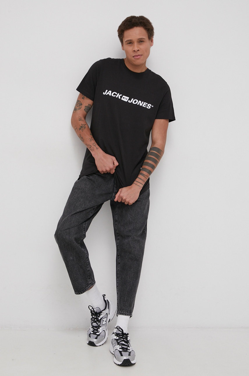 

Бавовняна футболка Jack & Jones колір чорний з принтом