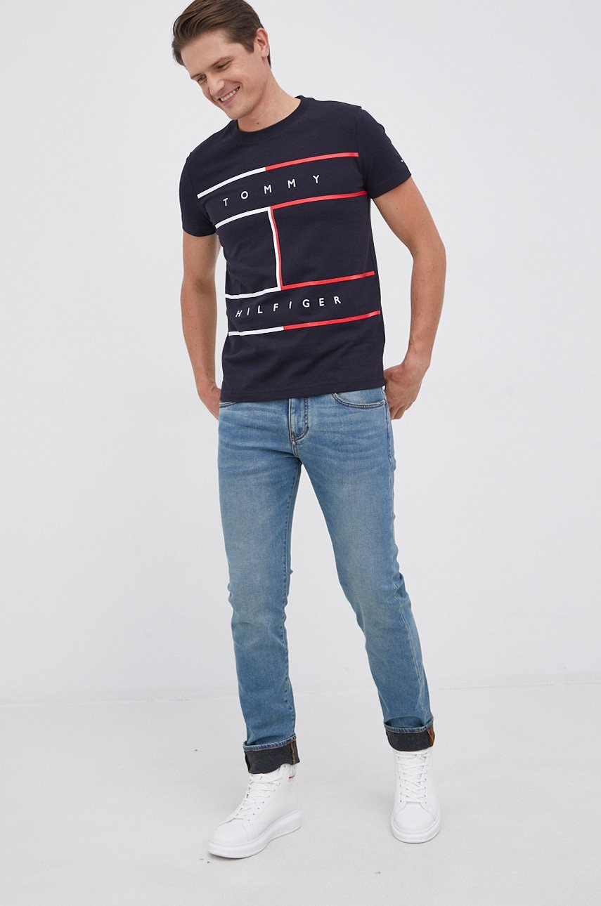 

Бавовняна футболка Tommy Hilfiger колір синій з аплікацією