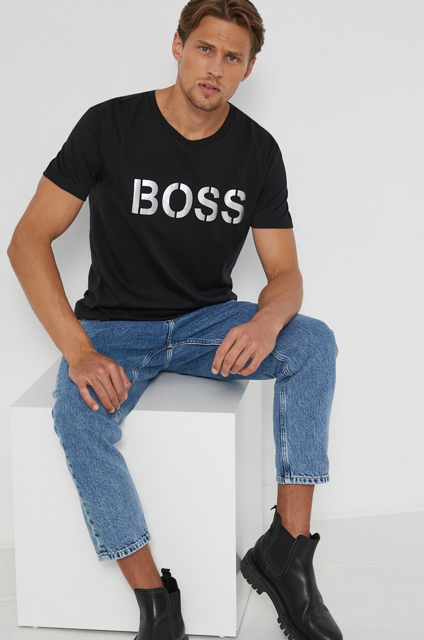 

Бавовняна футболка Boss колір чорний з принтом