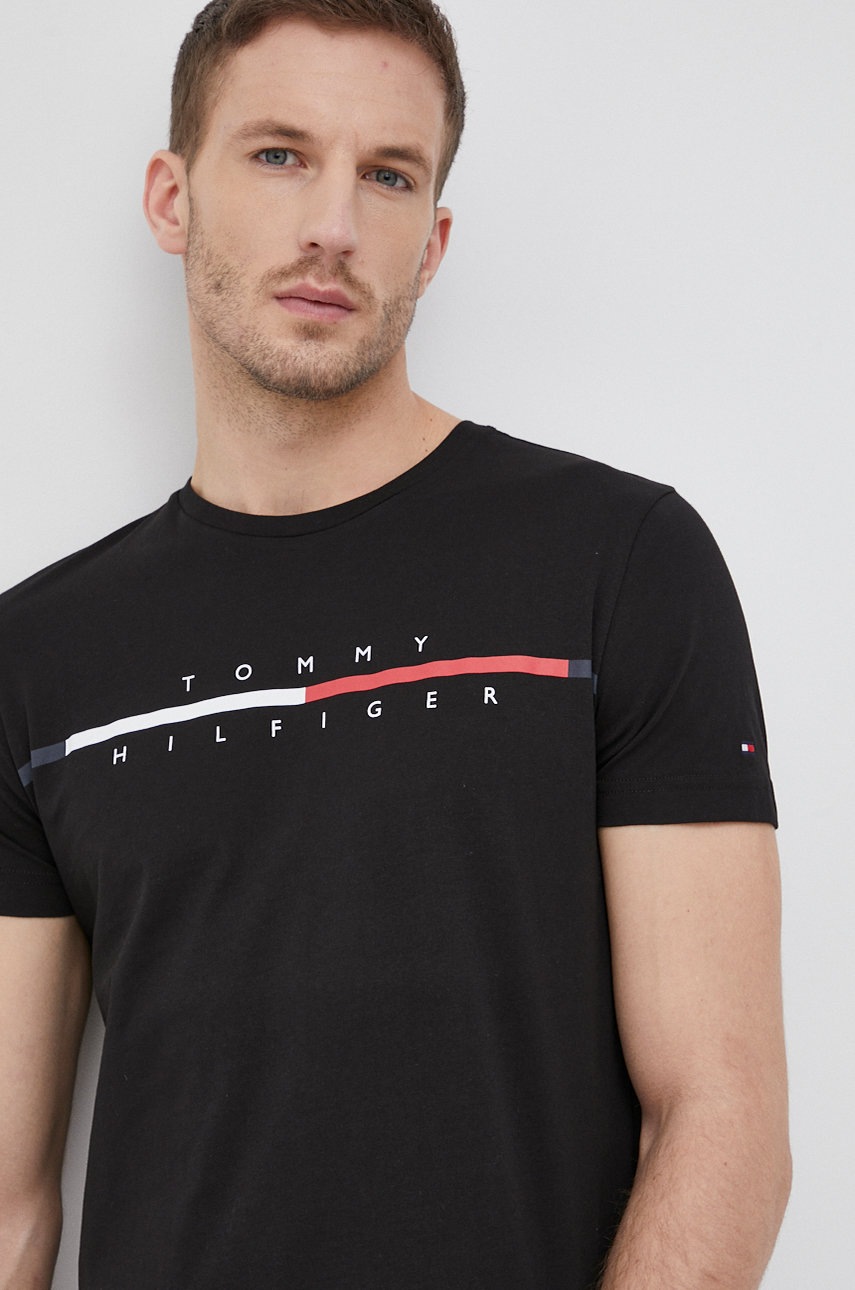 

Памучна тениска Tommy Hilfiger в черно с принт, Черен
