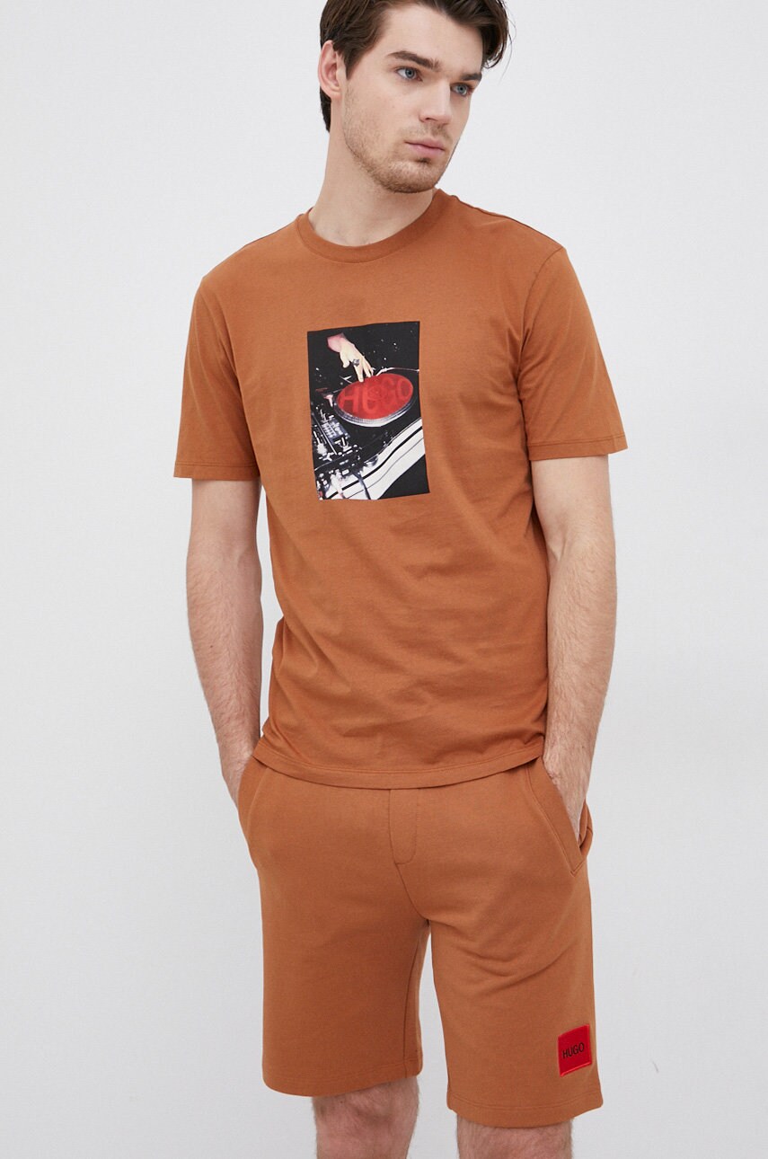 Hugo tricou din bumbac culoarea maro, cu imprimeu