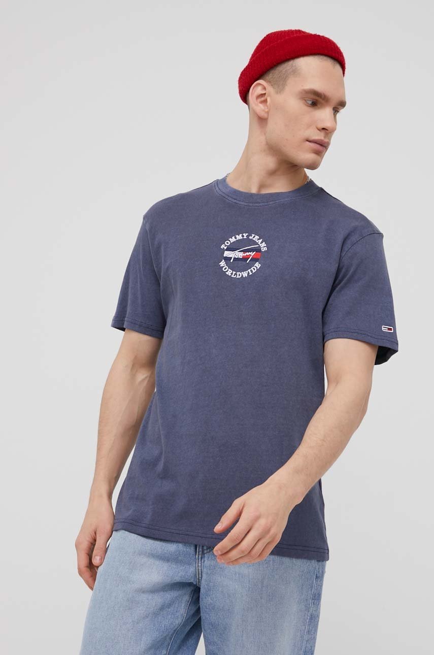 

Памучна тениска Tommy Jeans в тъмносиньо с апликация, Тъмносин
