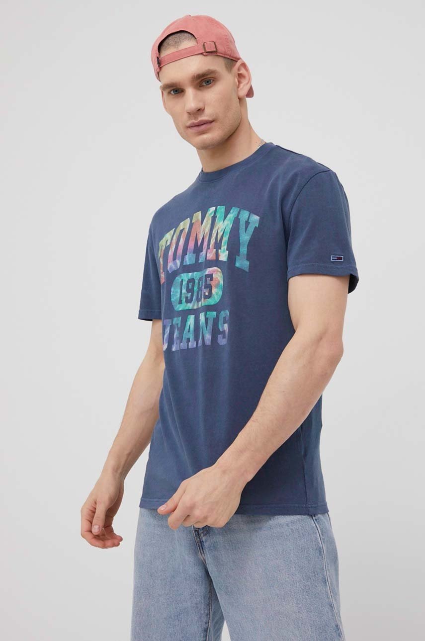 

Бавовняна футболка Tommy Jeans колір синій з принтом
