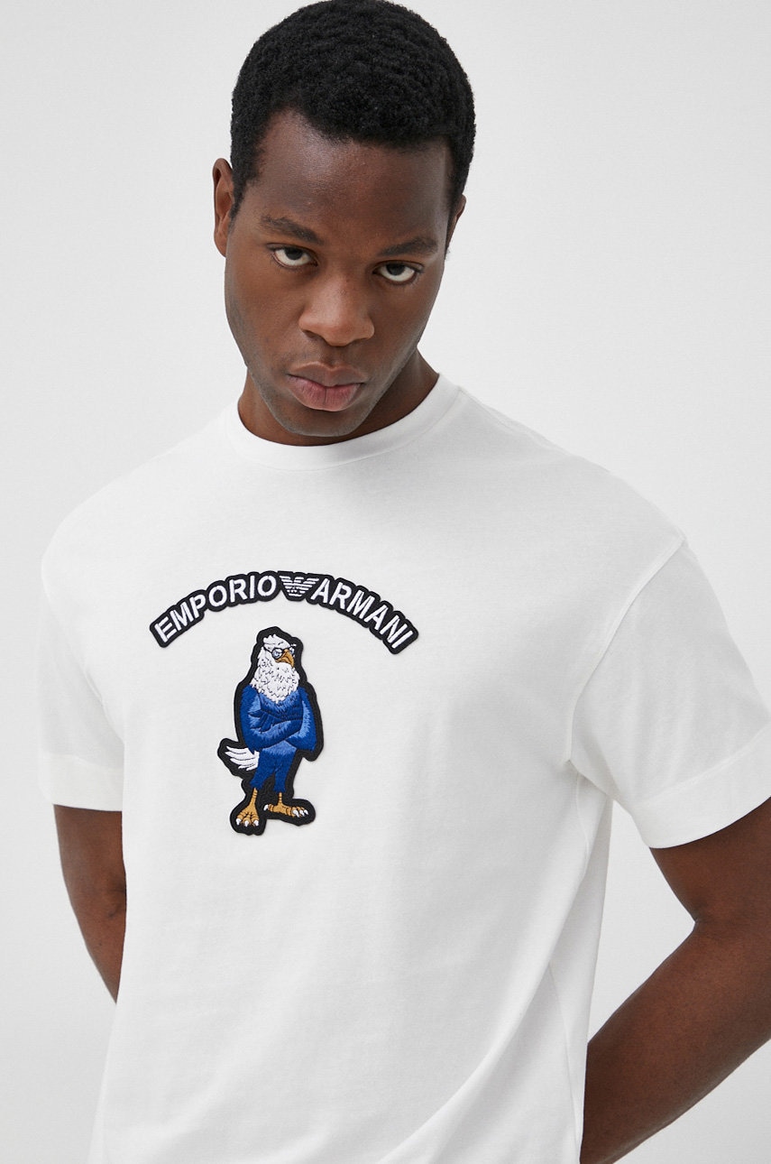

Памучна тениска Emporio Armani в бяло с апликация, Бял