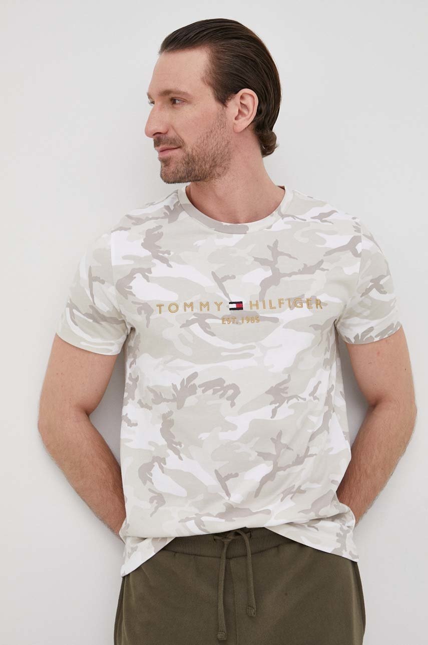 

Памучна тениска Tommy Hilfiger в бежово с апликация, Бежов