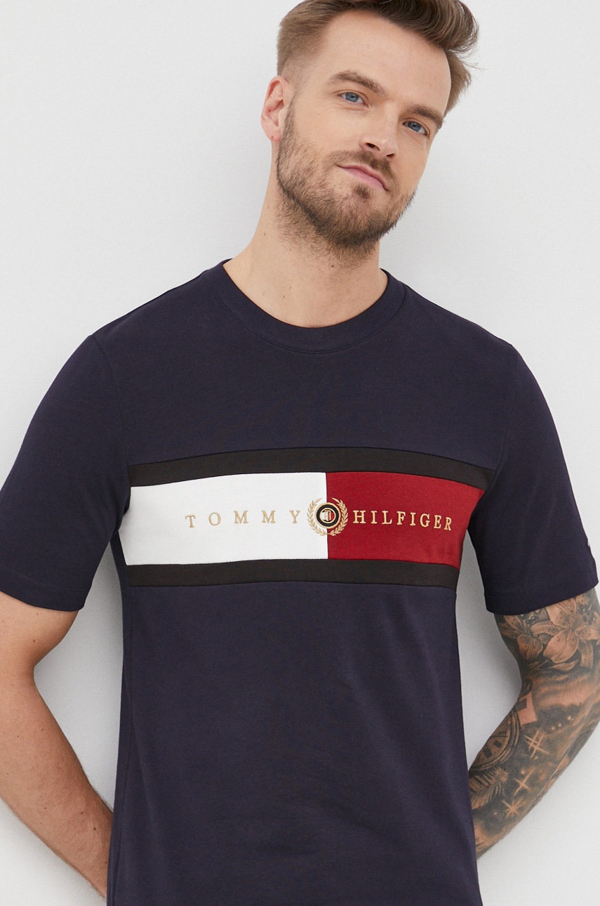 

Памучна тениска Tommy Hilfiger Icon в тъмносиньо с апликация, Тъмносин