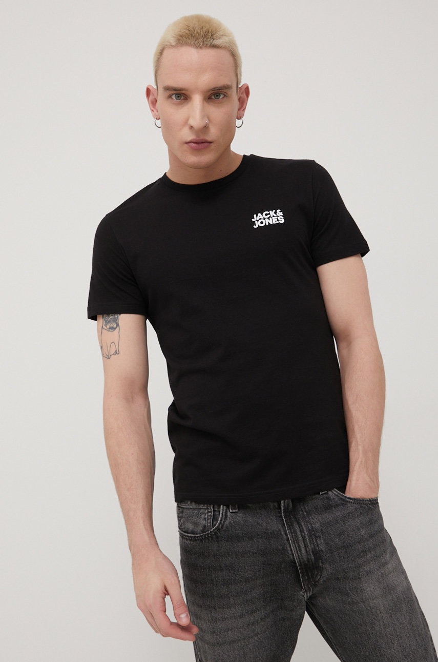 

Хлопковая футболка Jack & Jones цвет чёрный с принтом
